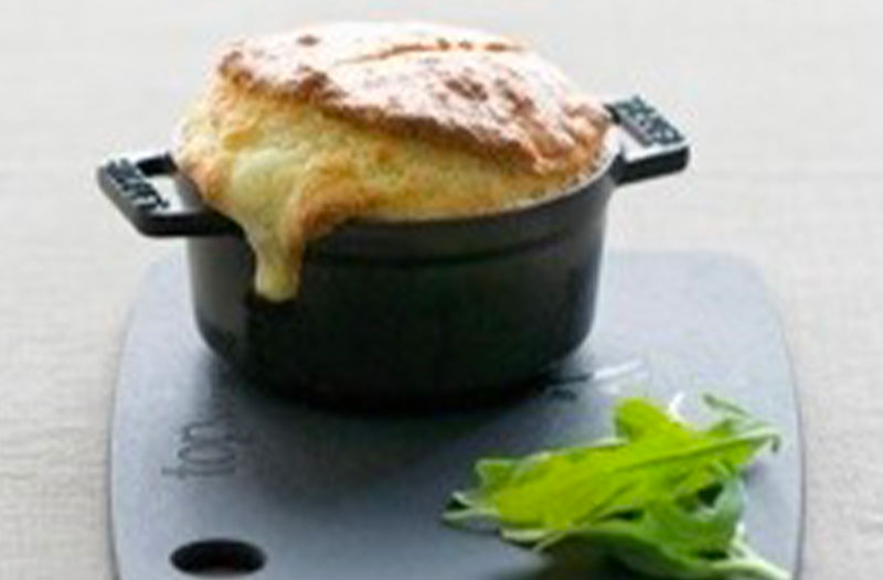 Soufflé à la tomme et à la truffe